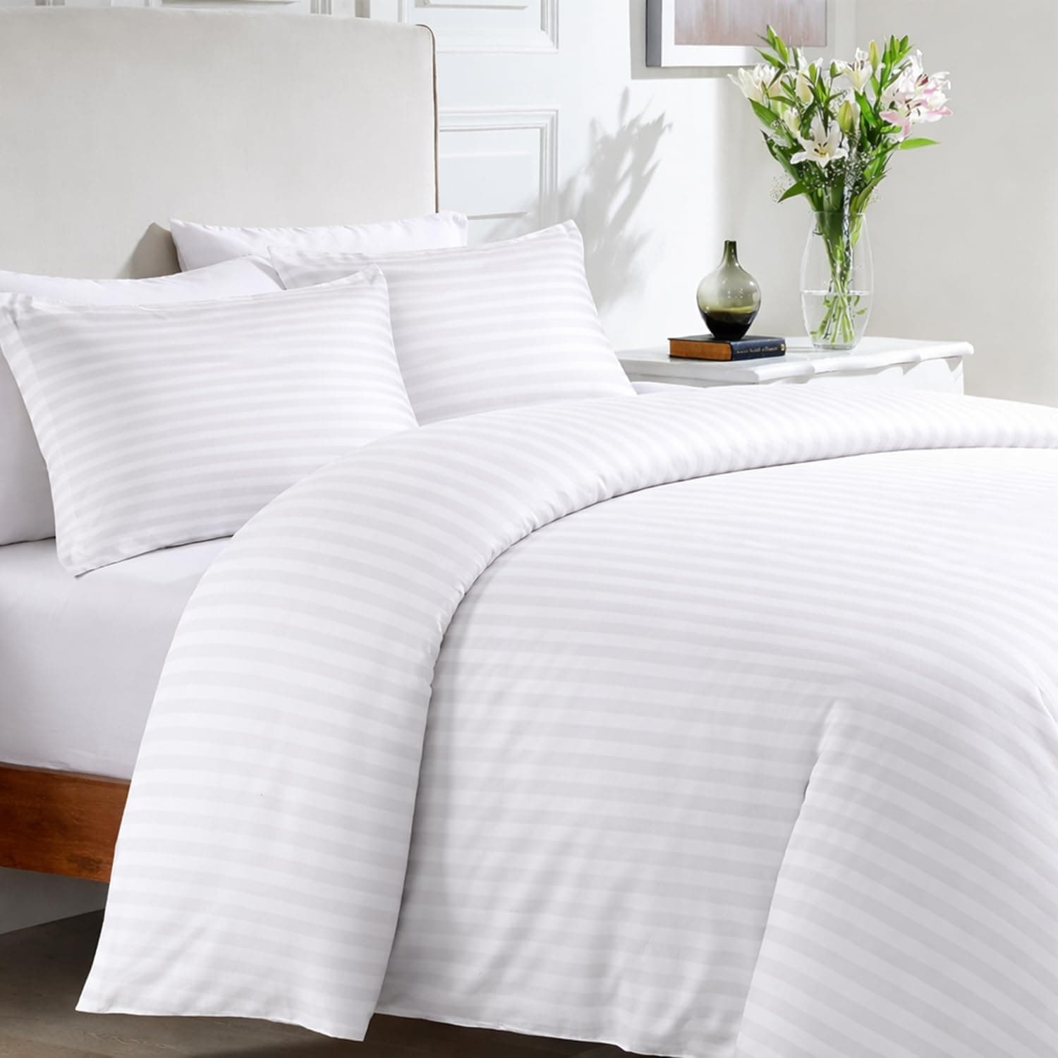SLEEPNEST Duvet Cover Set Super King Size 108 x 98 inches, 3 Pieces All Season, Ultra Soft 100% Pure Cotton, Hotel Collection with Zipper Closure - White Stripe